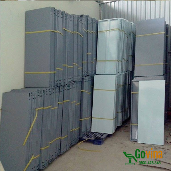 Mâm kệ sắt v lỗ